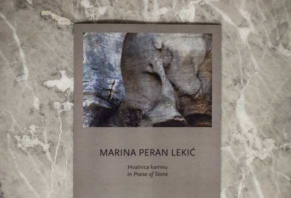odprtje razstave Marina Peran Lekić Hvalnica kamnu foto Kristina Bursać