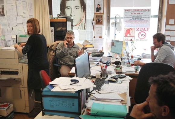 Kar je treba storiti (Srđan Kovačević, 2025), nagrada AIS za najboljši film na temo človekovih pravic na 28. FDF 