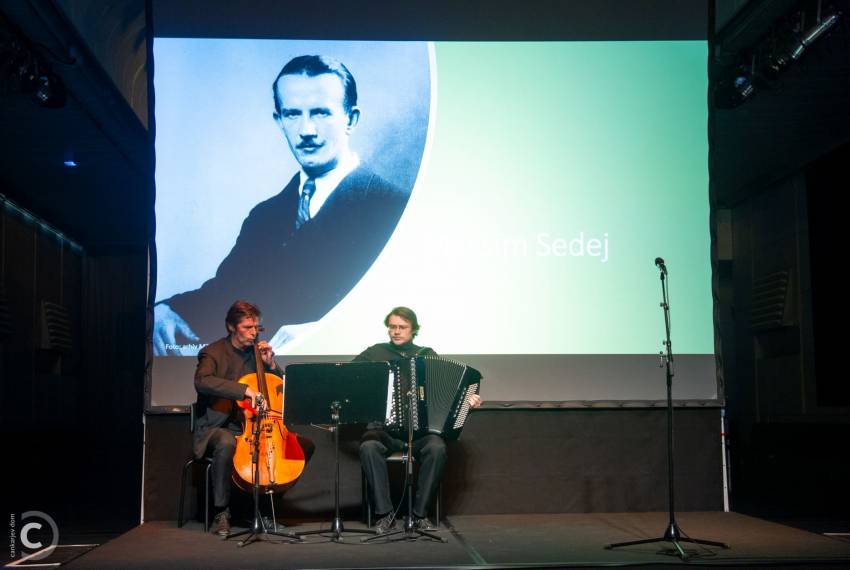 Za glasbeno spremljavo na odprtju razstave sta poskrbela Klemen Hvala in Klemen Leben, foto Marko Vavpotič